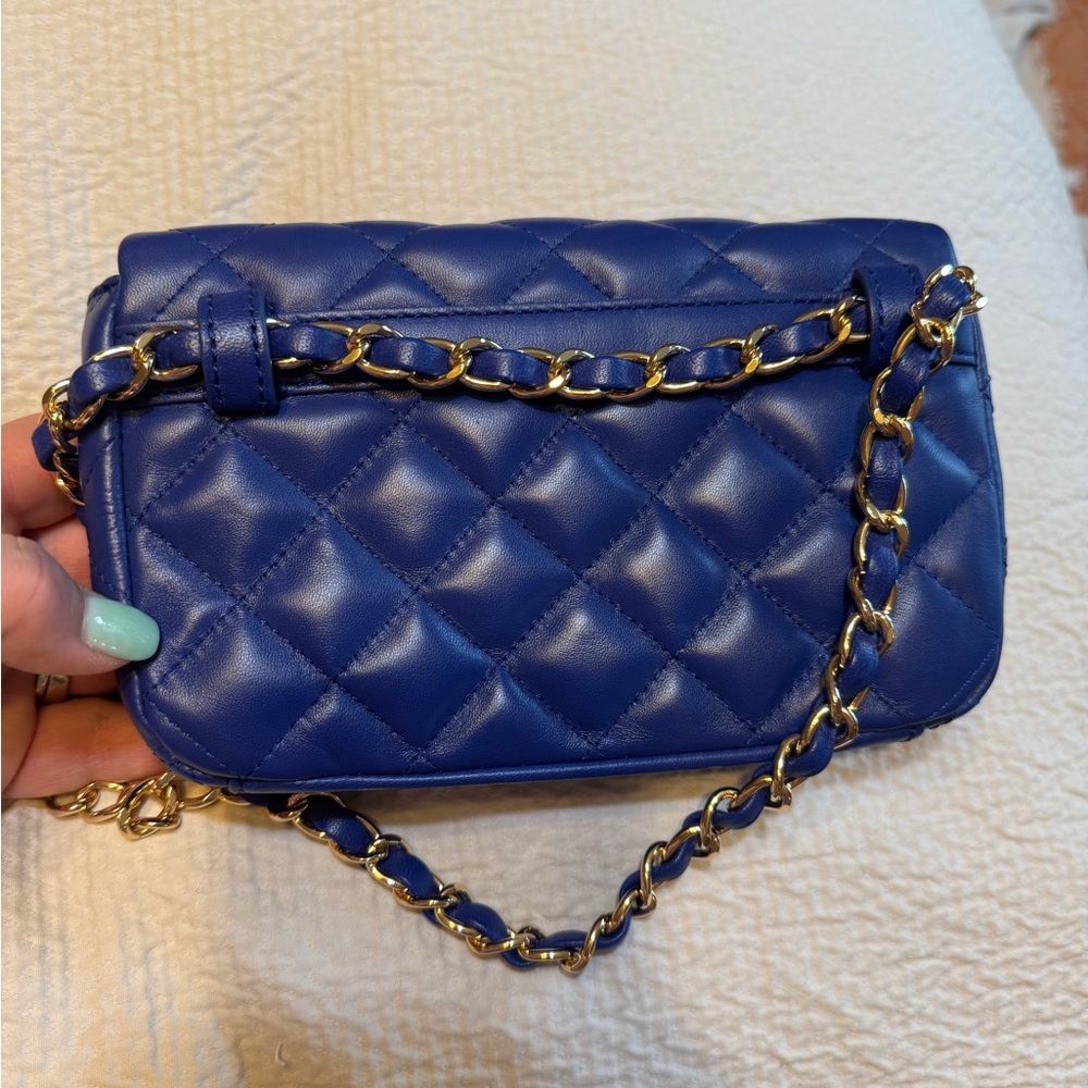 G by Giuliana Blue Quilted lambskin leather shoulder or Belt Bag with Chain NWOT - Picture 7 of 8